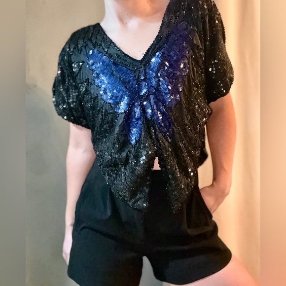 KAASVI | Women’s Sequin Butterfly Shaw | One Size - Picture 4 of 8